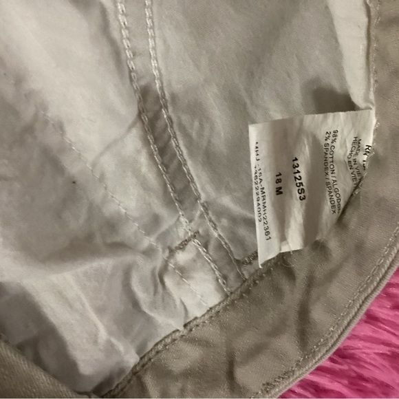 RIDERS BY LEE SIZE 18M TAN CAPRI JEANS GENTLY WORN - Picture 3 of 3